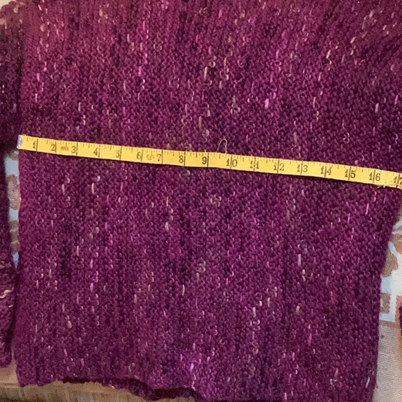 Handmade chunky knit V neck cardigan ceramic unique buttons variegated burgundy - Picture 7 of 12